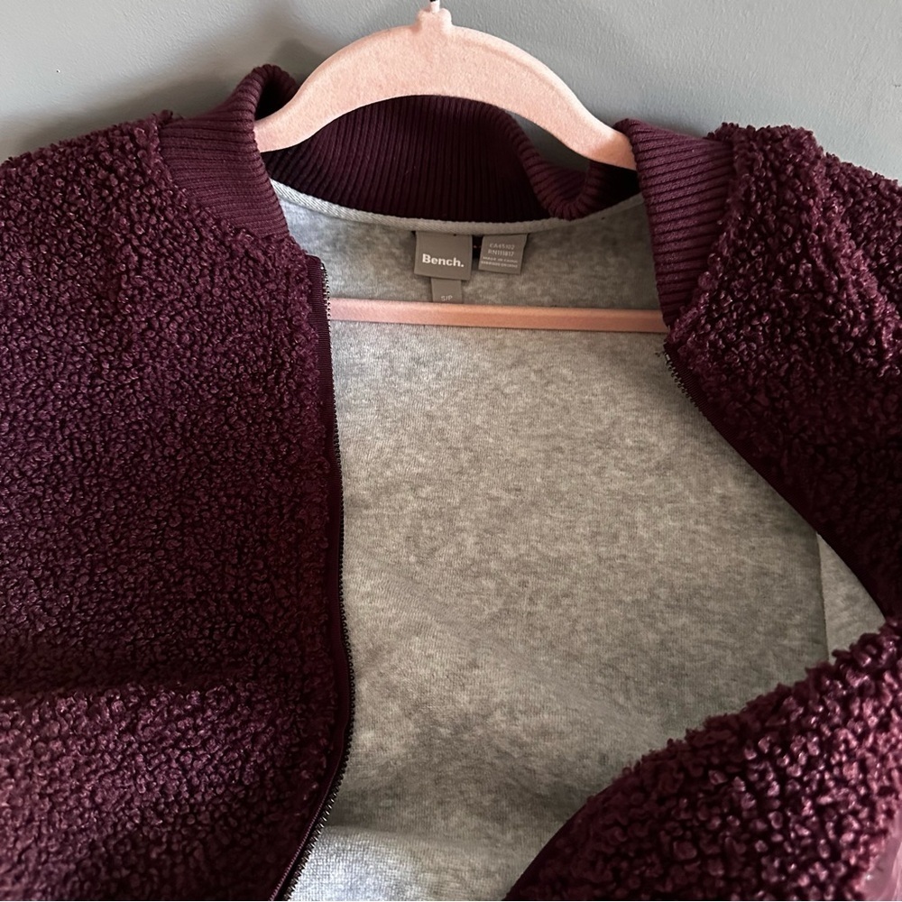 Bench Teddy Bear Bomber Jacket Maroon Zipper Pockets Size S - Picture 6 of 10
